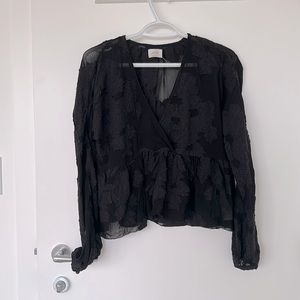 Aritzia long sleeve peplum top